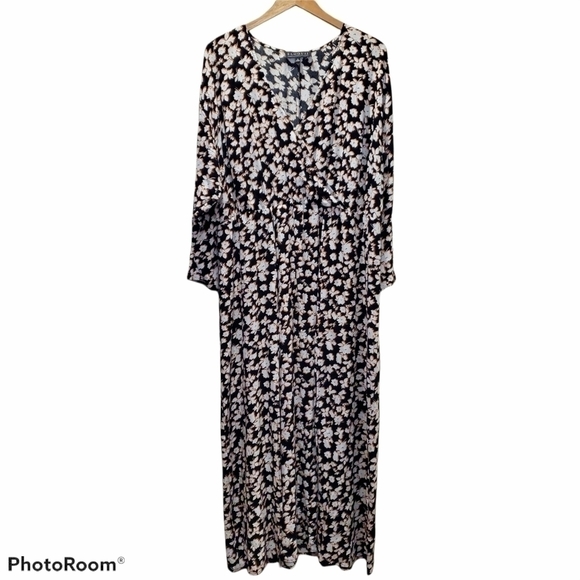 Eloquii Floral Double Slits Long Sleeve Maxi Dress - Picture 4 of 9